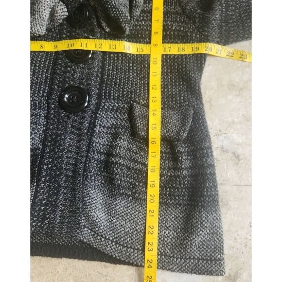 C3 Multiples sweater cardigan with ruffled collar and large buttons - Picture 10 of 11